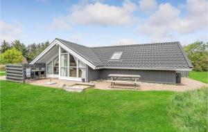 Nice Home In Hvide Sande With Sauna