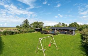 Cozy Home In Skjern With Kitchen