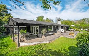 3 Bedroom Stunning Home In Tisvildeleje