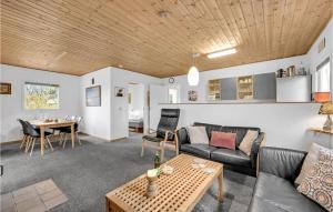 Holiday Home Ildervej Yellow