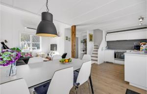 Gorgeous Home In Ebeltoft With Sauna
