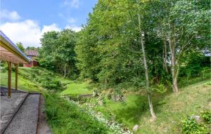 1 Bedroom Cozy Apartment In Allinge