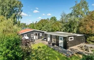 2 Bedroom Awesome Home In Vordingborg - Køng