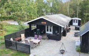 Two-Bedroom Holiday Home In Ansager - Tistrup