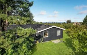 4 Bedroom Stunning Home In Fårevejle - Fårevejle