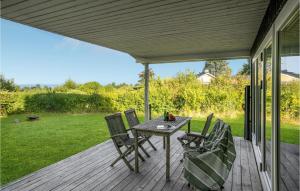 4 Bedroom Stunning Home In Fårevejle