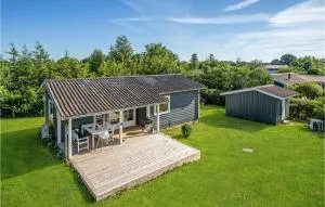 Awesome Home In Holbæk With Kitchen - Egebjerg