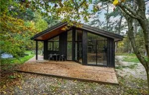 Beautiful Home In Nexø With Kitchen - Bedegård