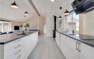 Amazing Home In Væggerløse With Sauna