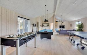 Amazing Home In Væggerløse With Sauna