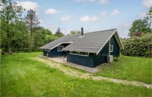 Nice Home In Toftlund With Wifi