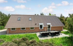 6 Bedroom Stunning Home In Rømø