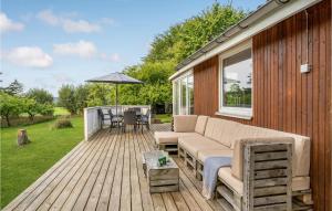 3 Bedroom Lovely Home In Havndal