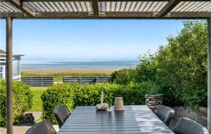 Lovely Home In Allingåbro With Kitchen - Allestrup