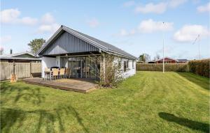 Beautiful Home In Hejls With Wifi