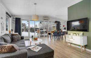 Beautiful Home In Hejls With Wifi