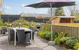 Holiday Home Glesborg With A Fireplace 7