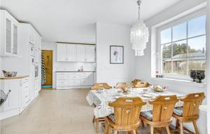 Holiday Home Glesborg With A Fireplace 7