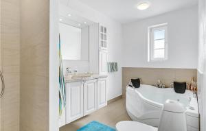 Holiday Home Glesborg With A Fireplace 7