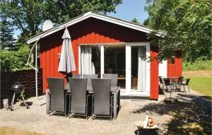 Three-Bedroom Holiday Home In Strandby - Frederikshavn