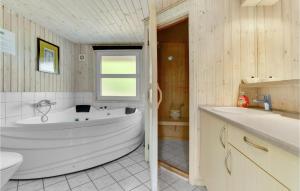 Holiday Home Alsvej Augustenborg X