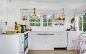 3 Bedroom Stunning Home In Grenaa