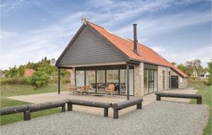 Three-Bedroom Holiday Home In Blavand