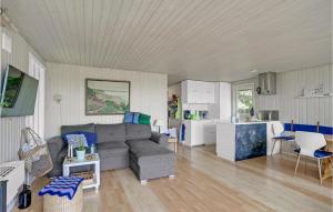 Lovely Home In Spøttrup