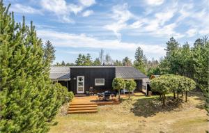 Cozy Home In Blåvand With Sauna