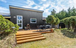 Cozy Home In Blåvand With Sauna