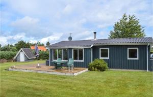 2 Bedroom Lovely Home In Hadsund