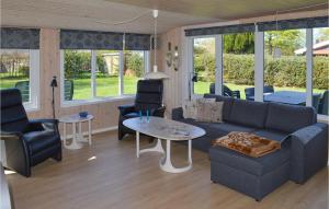 2 Bedroom Lovely Home In Hadsund