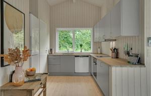 Beautiful Home In Højby With Wifi