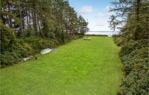 4 Bedroom Beach Front Home In Sydals