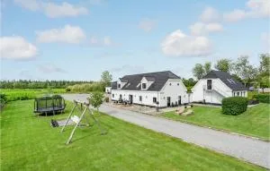 Amazing Home In Engesvang - Engesvang