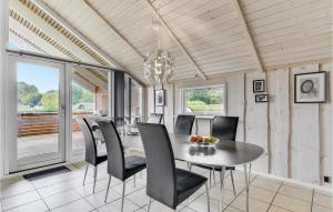 Holiday Home Pøt Strandby Juelsminde Ds Ii