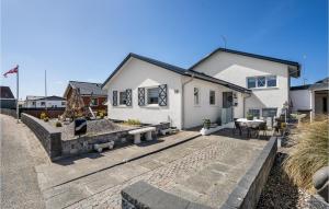 Awesome Home In Hvide Sande With Wifi
