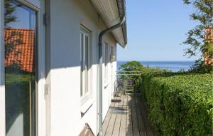 Cozy Apartment In Gudhjem With Wifi