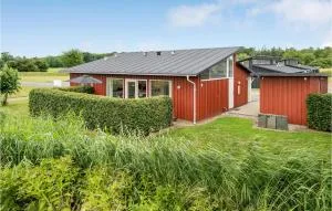 4 Bedroom Nice Home In Bogense - Særslev