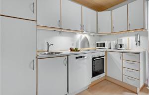 Nice Home In Gråsten With Wifi