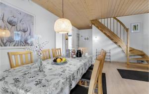 Nice Home In Gråsten With Wifi