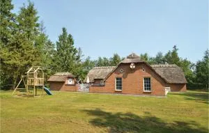 Stunning Home In Væggerløse With Sauna - Gedser