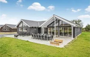Awesome Home In Bogense With Kitchen - Skåstrup