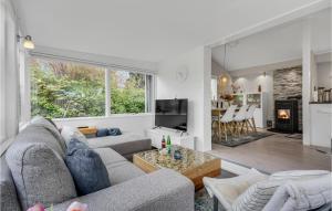 Beautiful Home In Kirke Hyllinge