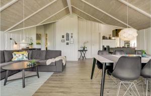 3 Bedroom Cozy Home In Sydals