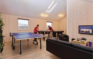 Cozy Home In Vejers Strand With Wifi
