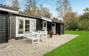 2 Bedroom Nice Home In Askeby