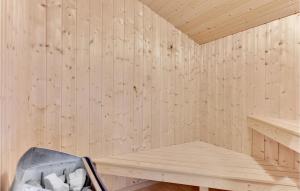 Holiday Home Pøt Strandby Ii Juelsminde I