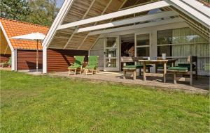 Two-Bedroom Holiday Home In Humble