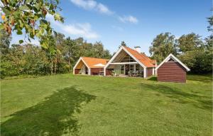 Two-Bedroom Holiday Home In Humble